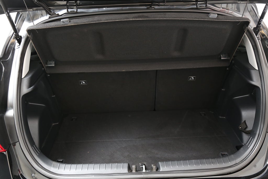Hyundai i20 1,2 MPi 84hk Essential Kamera CarPlay 1ägare P-sensor 2021