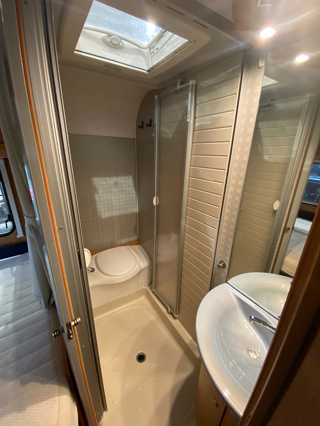 Bürstner T Marano / B-körkort / Solcell / Fint skick - Bürstner