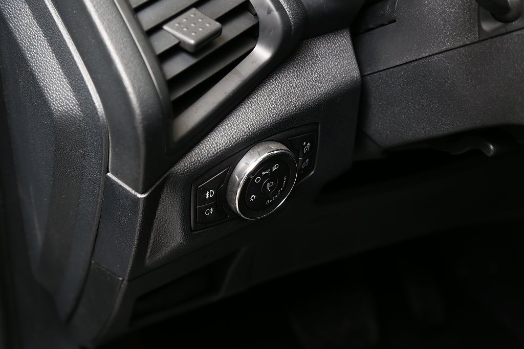 Ford Ecosport 1,0 EcoBoost 125hk Trend Plus Aut Drag 1års Garanti 2018