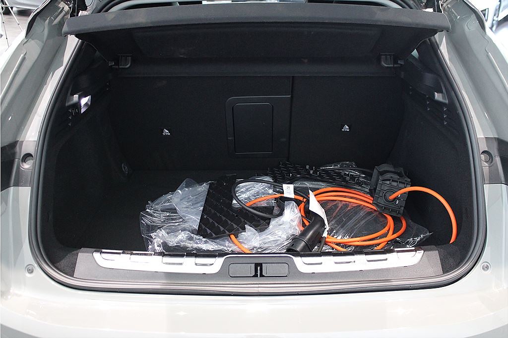 Bild på DS 4 Performance Line E-Tense 225hk Aut - MOTORISERAD BAKLUCKA, B-KAM