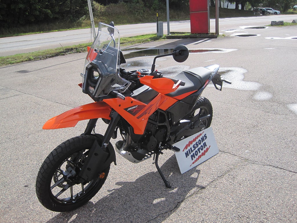 KTM 390 adventure X 