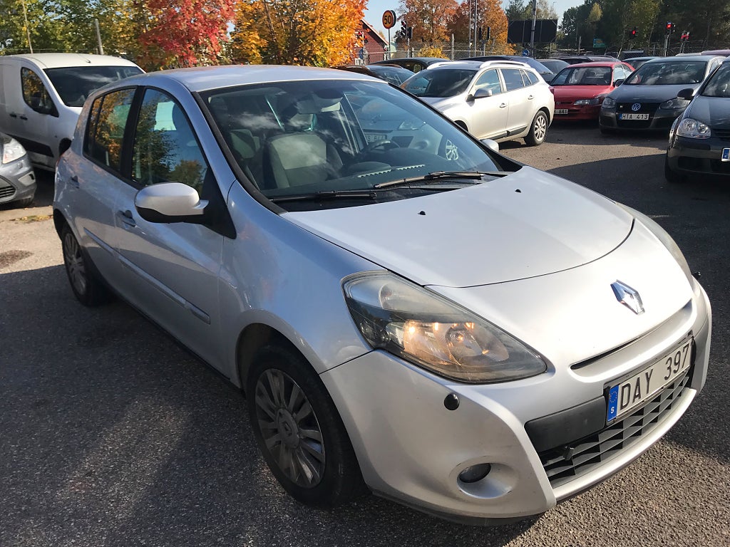 Renault Clio 5-dörrars Halvkombi 1.2 E85 Euro 4