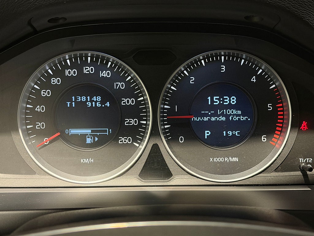 Volvo V60 D4 AWD | Momentum | Drag | Värmare 2013