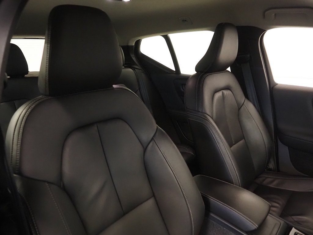Volvo XC40 T2 122hk Geartronic Inscription | Navi | Kamera | 2022