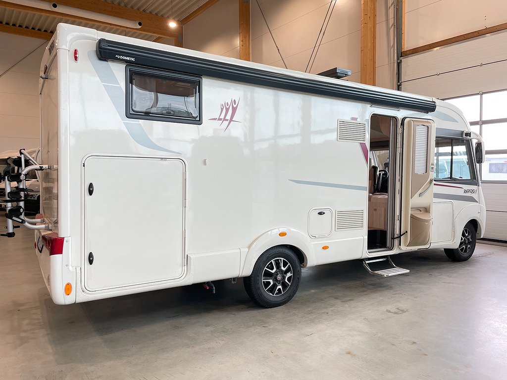 Rapido 866 F / Automat / AC bodel / Solcell / Taksäng  - Rapido