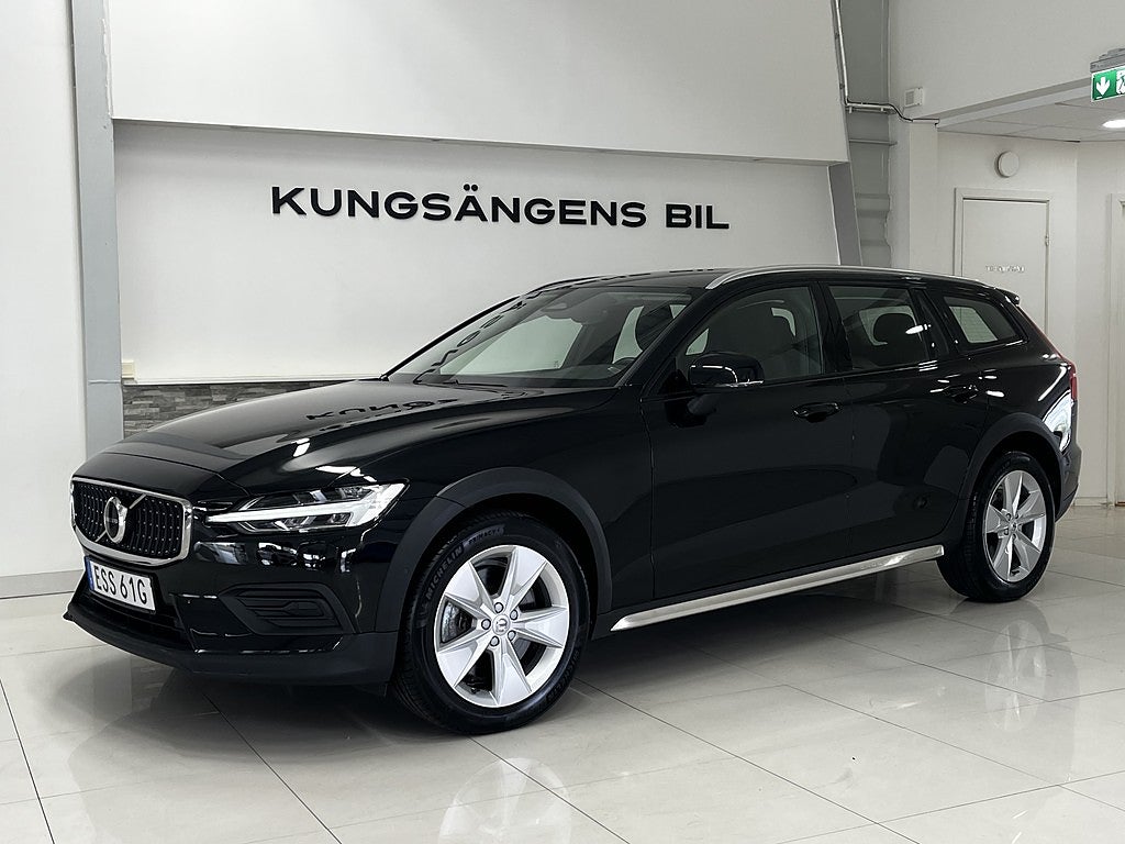 Volvo V60 Cross Country B4 AWD Geartronic Core VOC Drag Moms KAMERA 197HK 