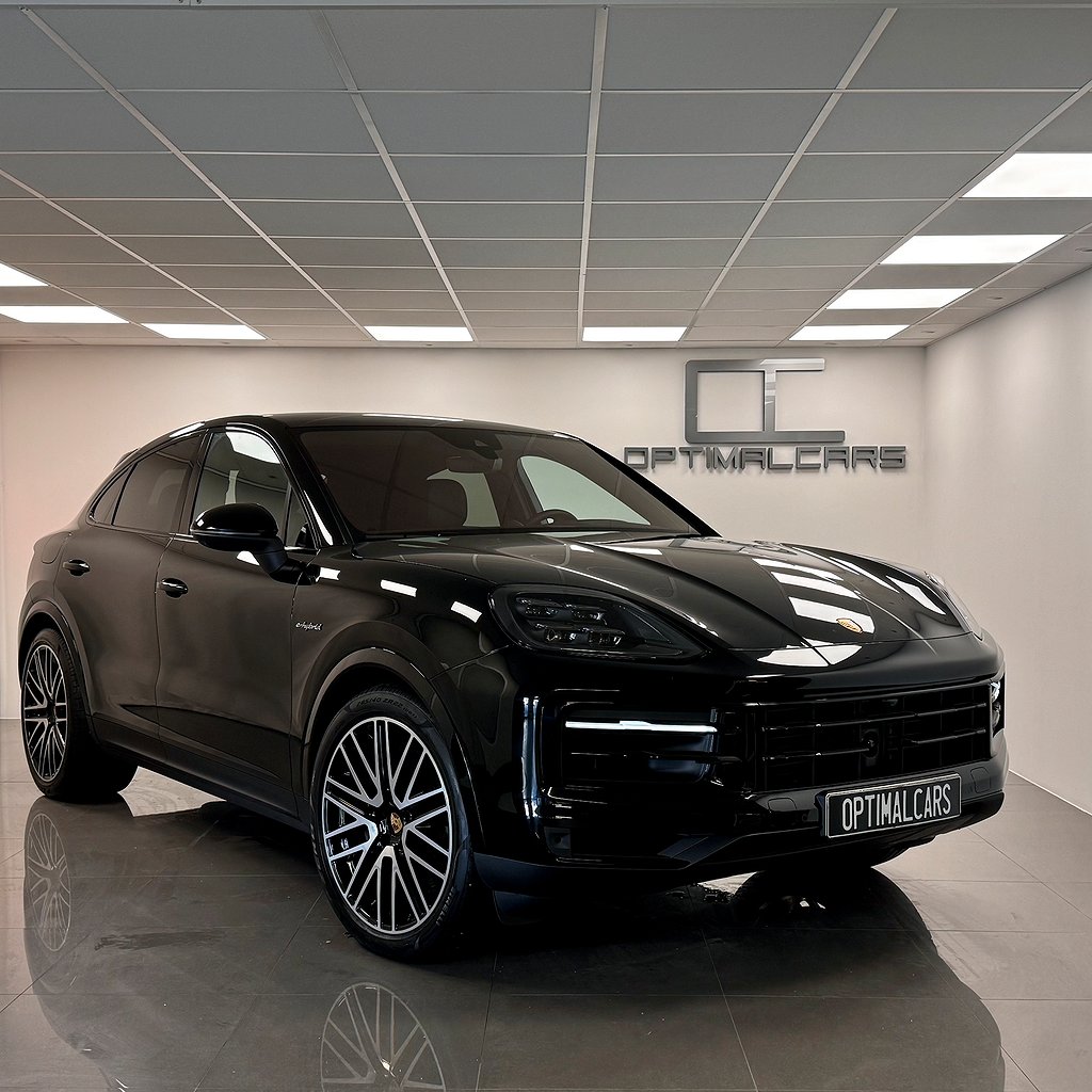 Porsche Cayenne Coupé E-Hybrid Facelift Pano BOSE MOMS Välut