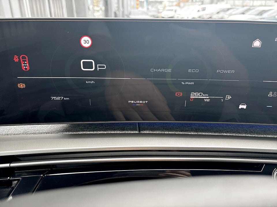 Bild på Peugeot 5008 GT Hybrid 145hk Aut KAMPANJ BRÄNSLE INGÅR
