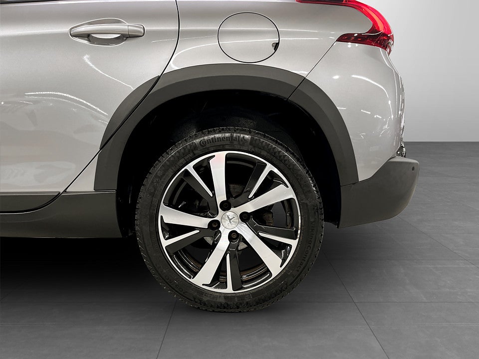 Bild på Peugeot 2008 GT-Line 1.2 PT 130hk Aut PANO BACKSENSORER