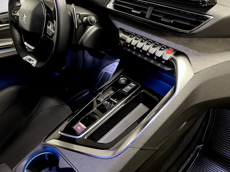 Bild på Peugeot 3008 GT 1.2 PT 130hk Aut - CARPLAY,B-KAMERA,NAV