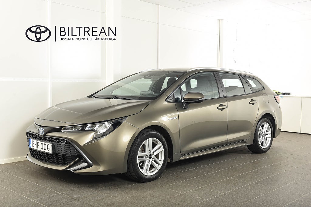 Toyota Corolla 1.8 Elhybrid Kombi Active Backkamera Rattvärme 