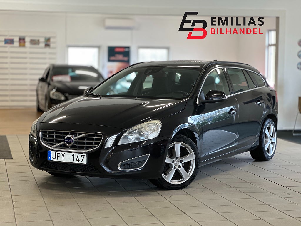 Volvo V60 T4 Powershift Momentum 180hk