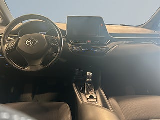 Toyota C-HR 1.2 Turbo AWD Active Mvärme Bkamera LED-ramp S&V-däck – bild 8