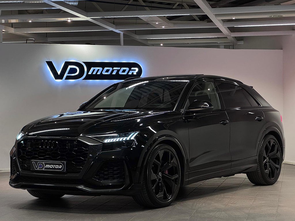 Audi RSQ8 Exclusive-Pack Panorama Carbon B&O NV 23''Sv-såld 600hk