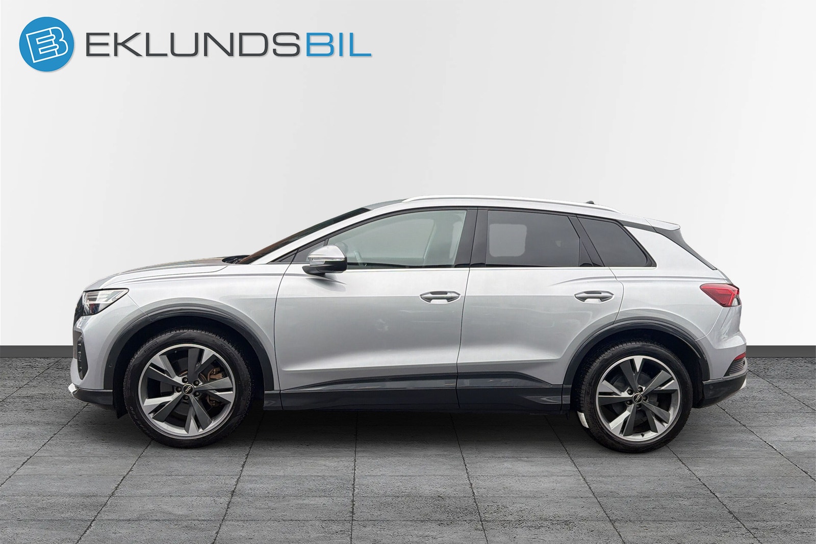 Audi Q4 E-Tron Q4 40 e-tron Comfort, Sport Edition 2023 - miniatyr 8