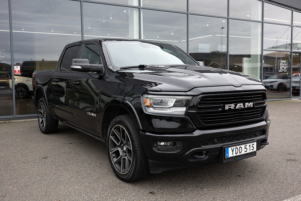 Dodge RAM 1500 Crew Cab 5.7 L V8 Hemi Laramie Sport Luftfjädring