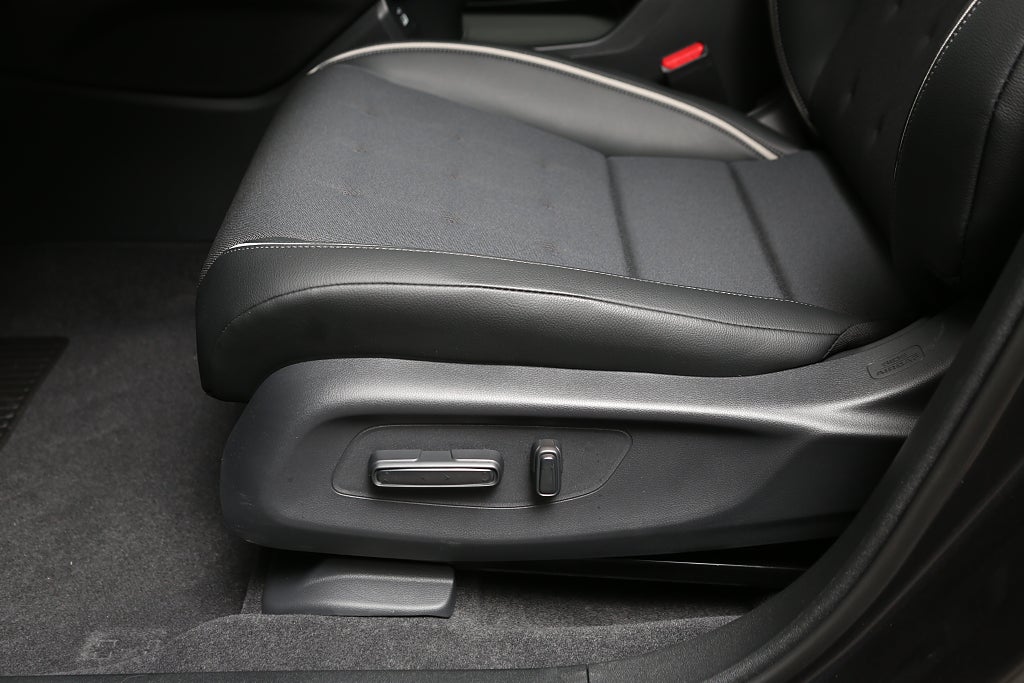 Honda ZR-V SPORT FULLHYBRID |  i Lager | 8år Garanti +5 år Service 2026