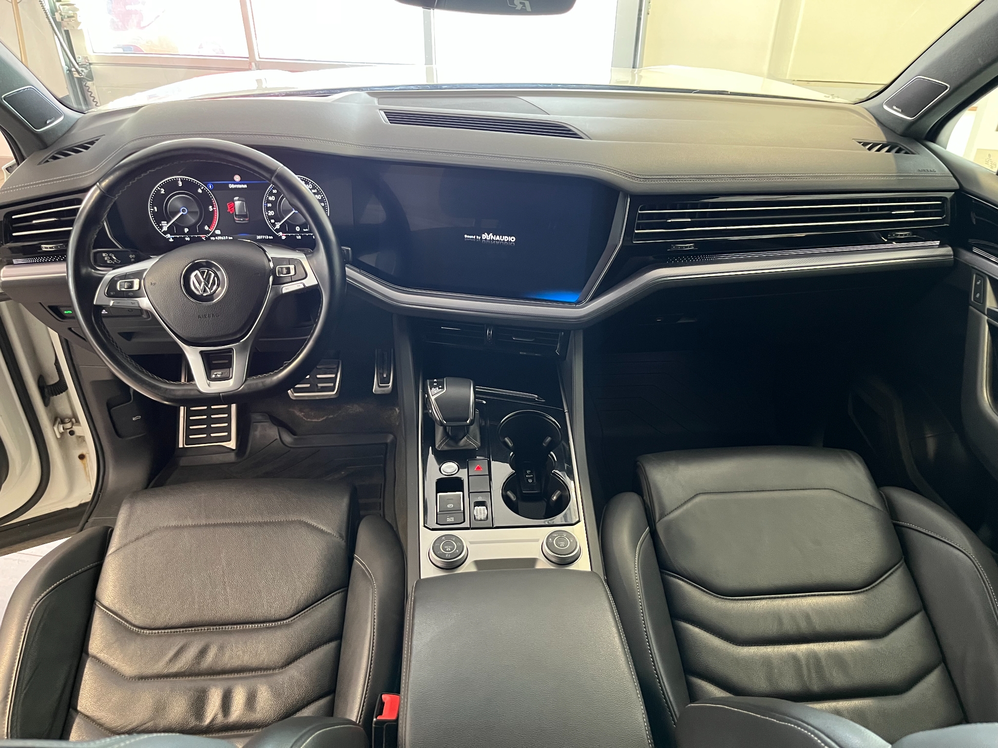Volkswagen Touareg 2019, bild 5/39