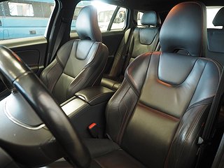 Kombi Volvo V60 15 av 21