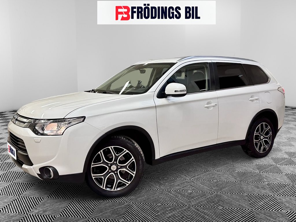 Mitsubishi Outlander 2.2 Di-D 4WD Business EU5 7-Sits KAMERA