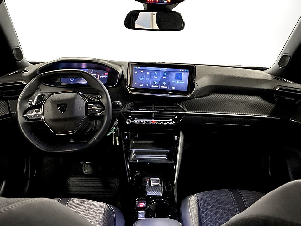 Bild på Peugeot 2008 Allure 1.2 PT 130hk B-KAMERA CARPLAY
