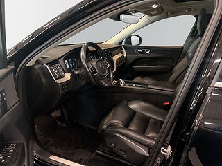 Volvo XC60 Recharge T8 AWD Inscription S&V-Hjul/Pano/MOMS