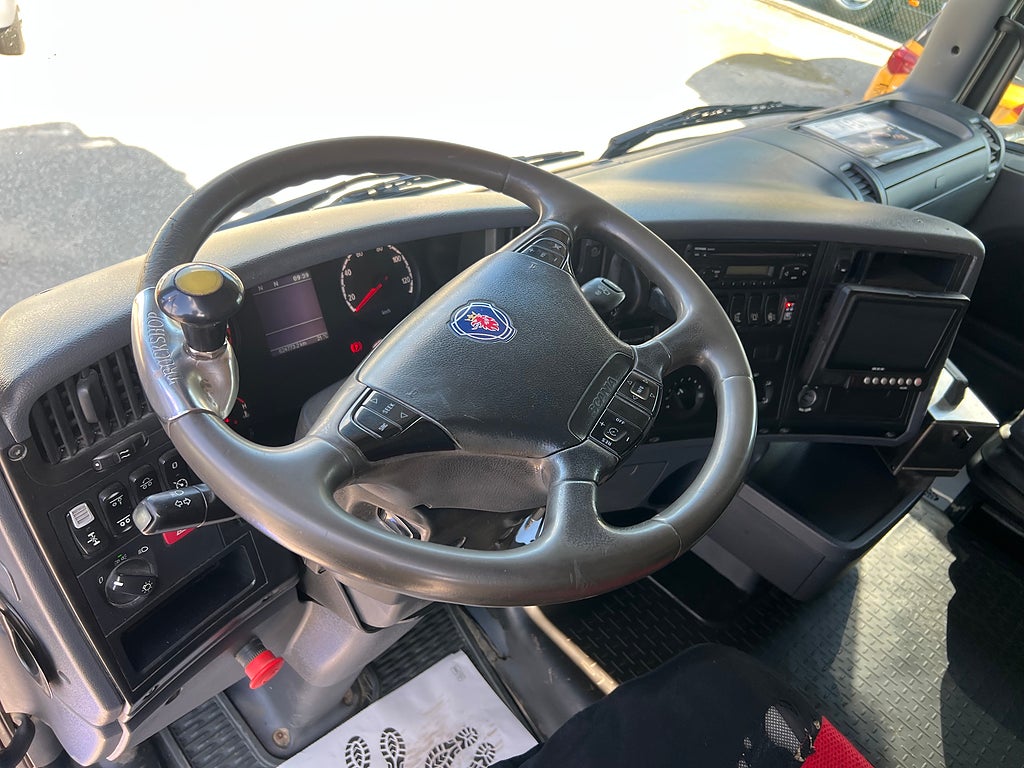 Scania R440 6x2*4 Hiab Lastväxlare inkl Flak, Euro 5