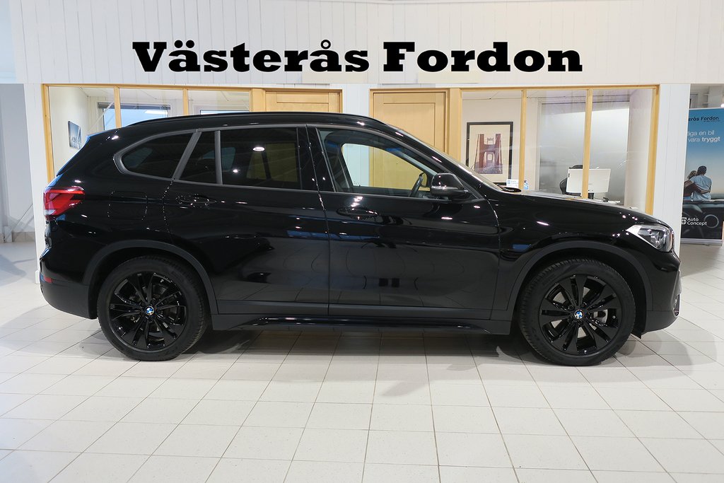 BMW X1 xDrive25e Sport line P-Värmare Läder HUD Navi Kamera