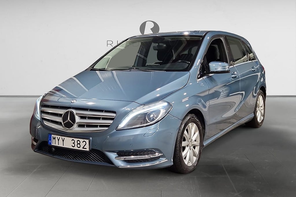 Mercedes-Benz B 180 109 HK AUT DRAG FARTHÅLLARE 10600MIL...