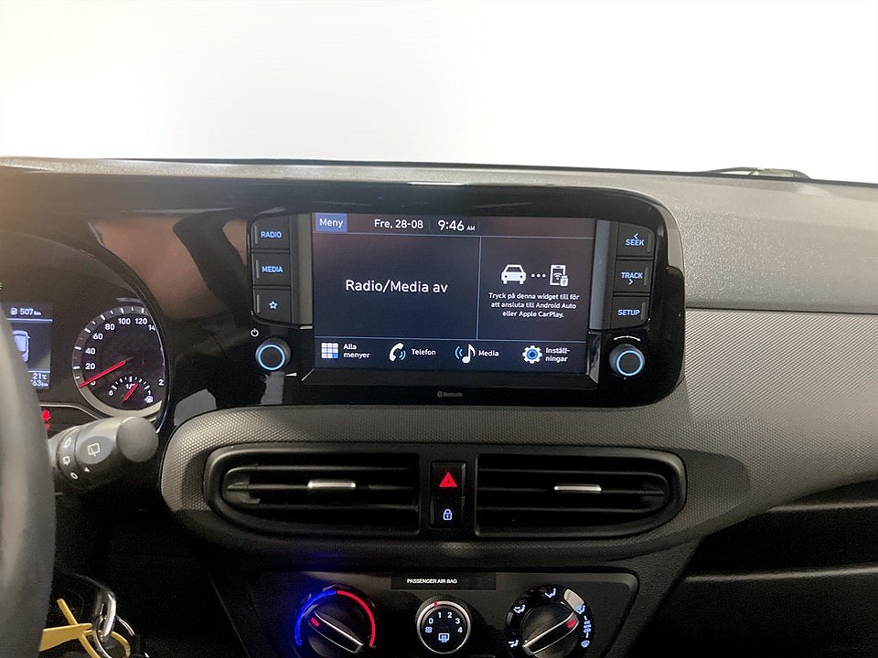 Bild på Hyundai i10 Essential 1.0 blue 67hk Aut CARPLAY