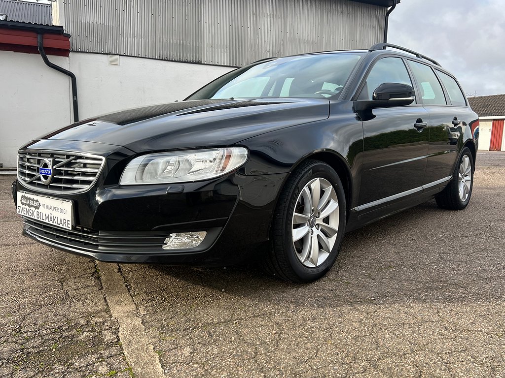 Volvo V70 D2 Automat|Taklucka|Drag|Erbjudande 1000kr i månad 