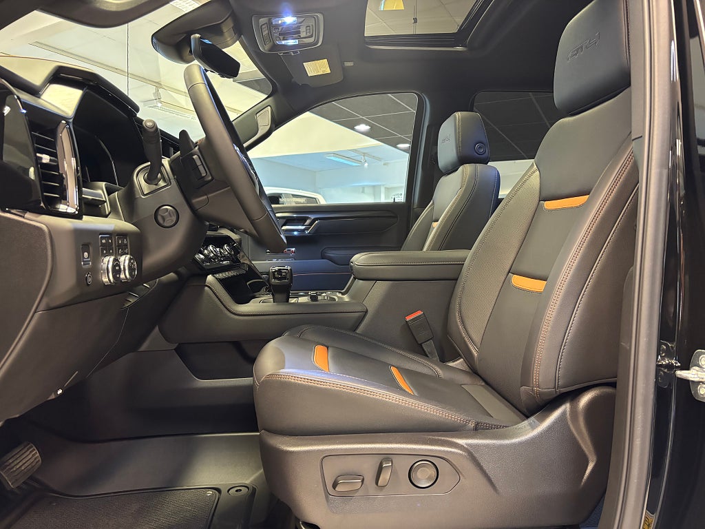 GMC Sierra 2026 - miniatyr 8