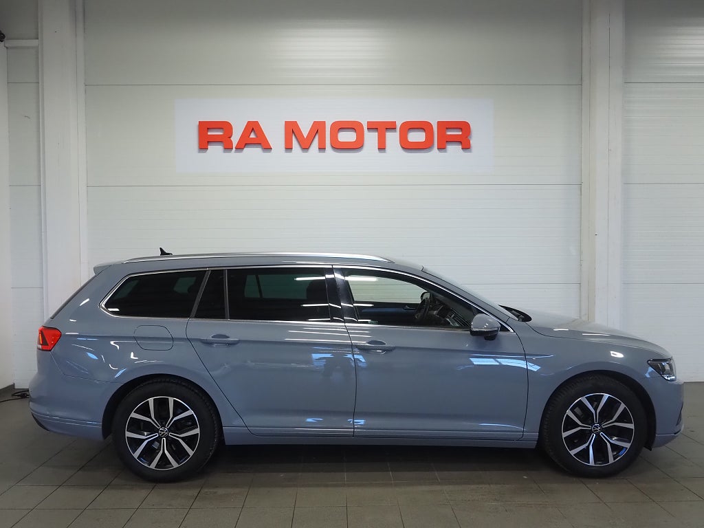 Volkswagen Passat SC 1.5 TSI 150hk DSG |Cockpit|Dynaudio|Drag|Värmare| 2022