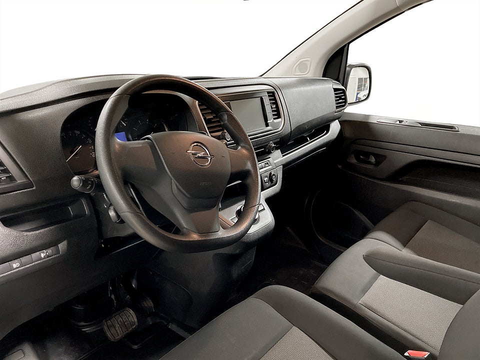 Bild på Opel Vivaro Business 2.0 BHDi 145hk Aut L3 DRAG WEBASTO B-KAMERA