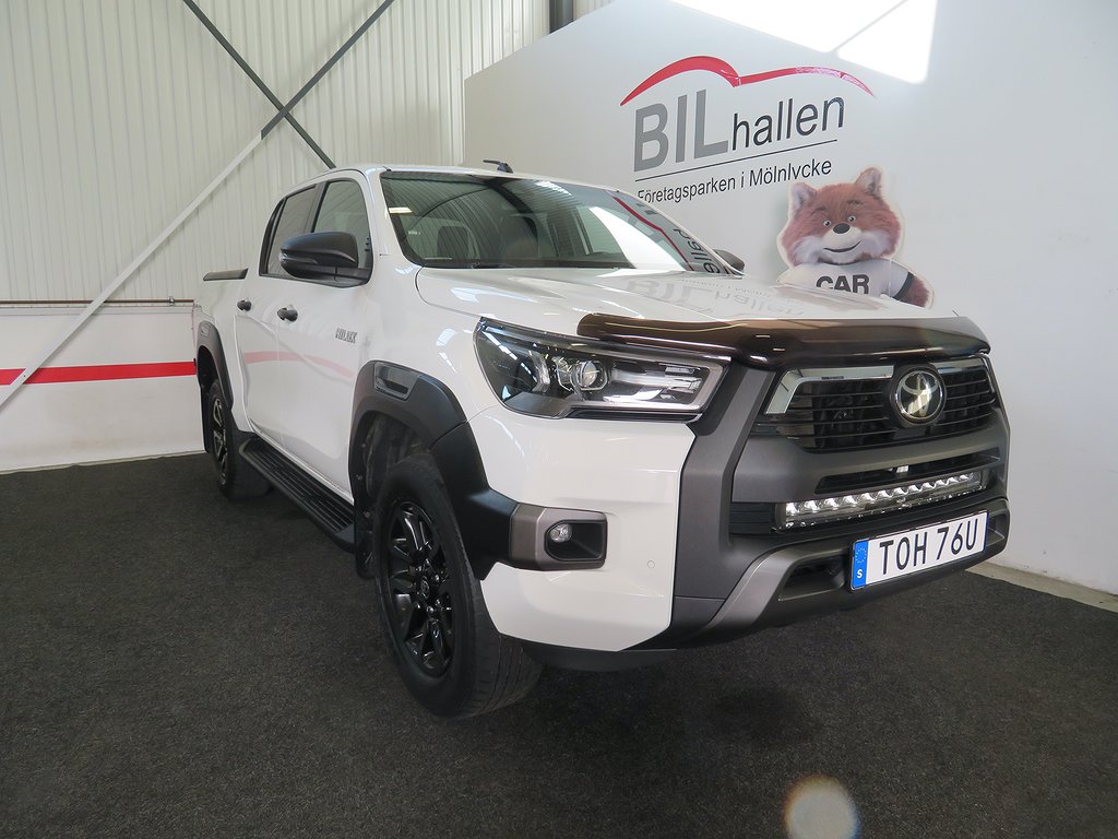 Toyota Hilux Dubbelhytt 2.8 204HK 4WD Invincible Värmare