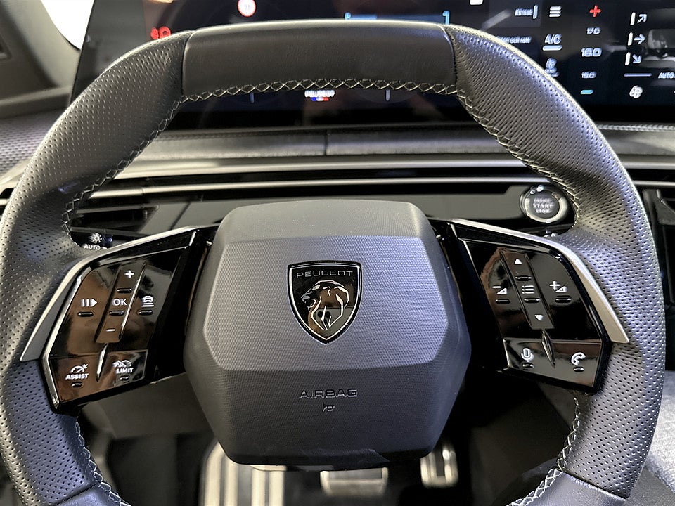 Bild på Peugeot 5008 GT Hybrid 145hk Aut 7-SITS B-KAMERA CARPLAY