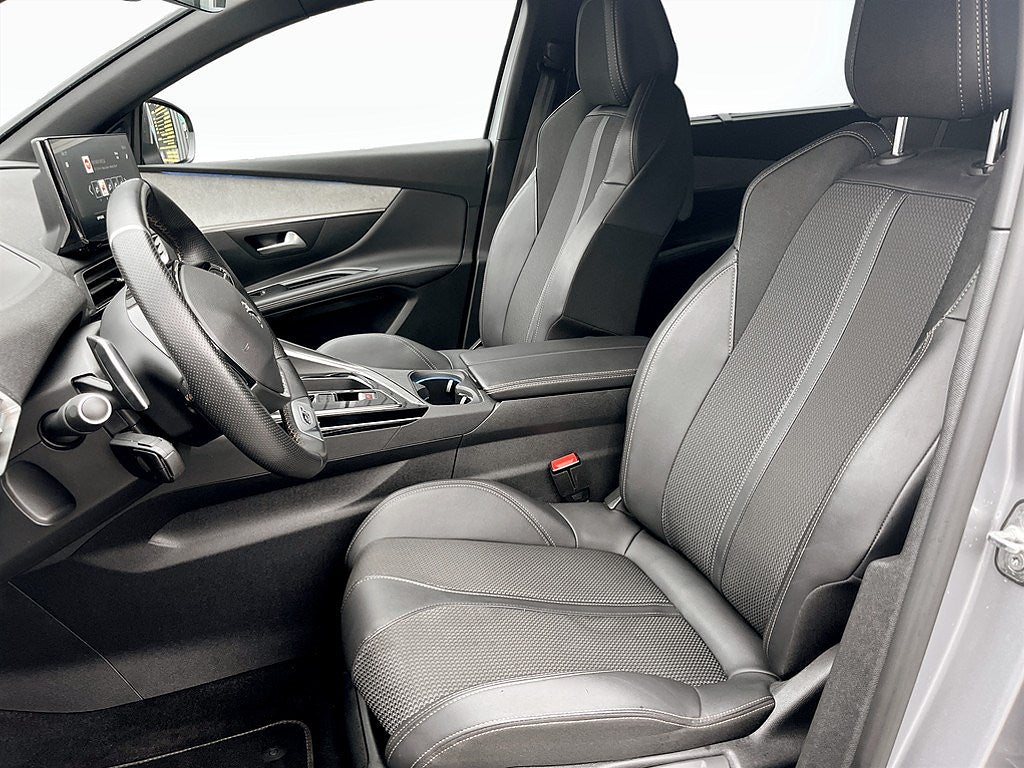 Bild på Peugeot 5008 GT 1.2 PT 130hk Aut - 7-SITS,B-KAMERA,CARPLAY