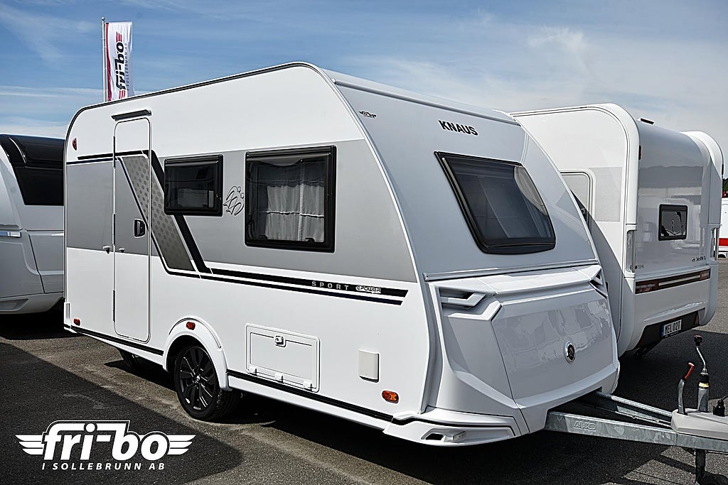Knaus 400 LK Sport E-power, Barnkammare