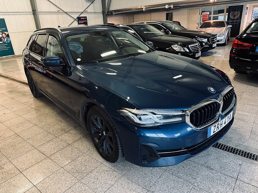 BMW 520 d xDrive Touring Automat 1 ägare Skinn Navi Värmare