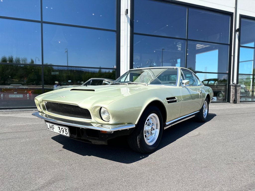 Aston Martin V8 5.3 V8 TorqueFlite, 3-trinn, 324hk, 1973