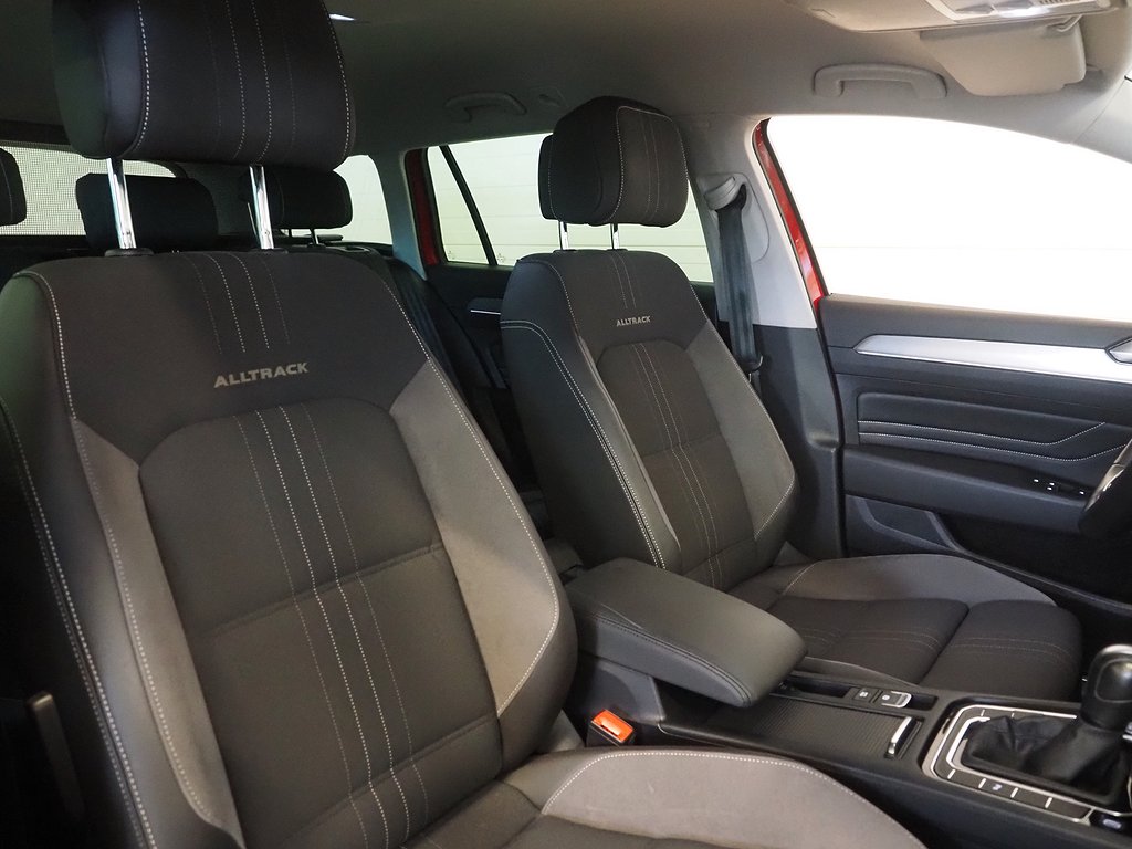 Volkswagen Passat Alltrack TDI 200hk 4M Drag|D-värm|Cockpit 2021