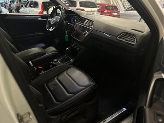 Volkswagen Tiguan 2.0 TDI SCR 4M DSG R-line 240hk Pano/Drag