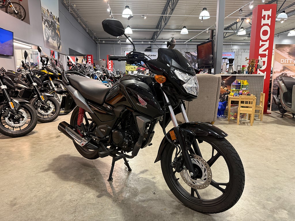 Honda CB125F #Endast 160mil & 1 ägare# 