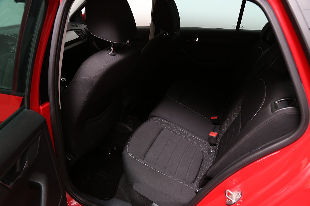 Skoda Fabia 1,2 TSI Style 90hk Kombi Motorvärmare 2016