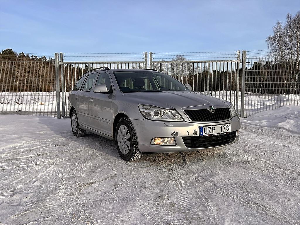 Skoda Octavia Kombi 1.4 TSI Elegance Dragkrok 122hk