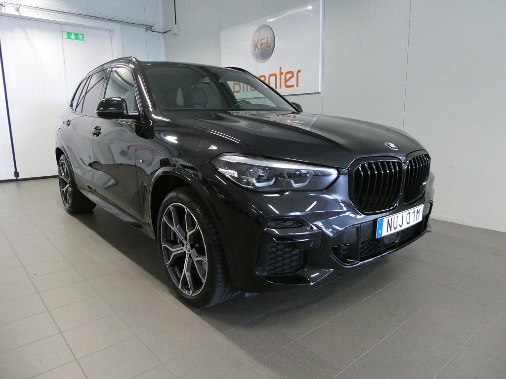BMW X5 xDrive30d M Sport Drag-Kamera-Skinn-Värmare-Adaptiv-SoV