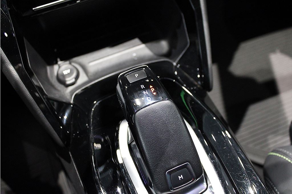 Bild på Peugeot 208 GT-Line 1.2 PT 130hk Aut - B-KAMERA, CAPRLAY