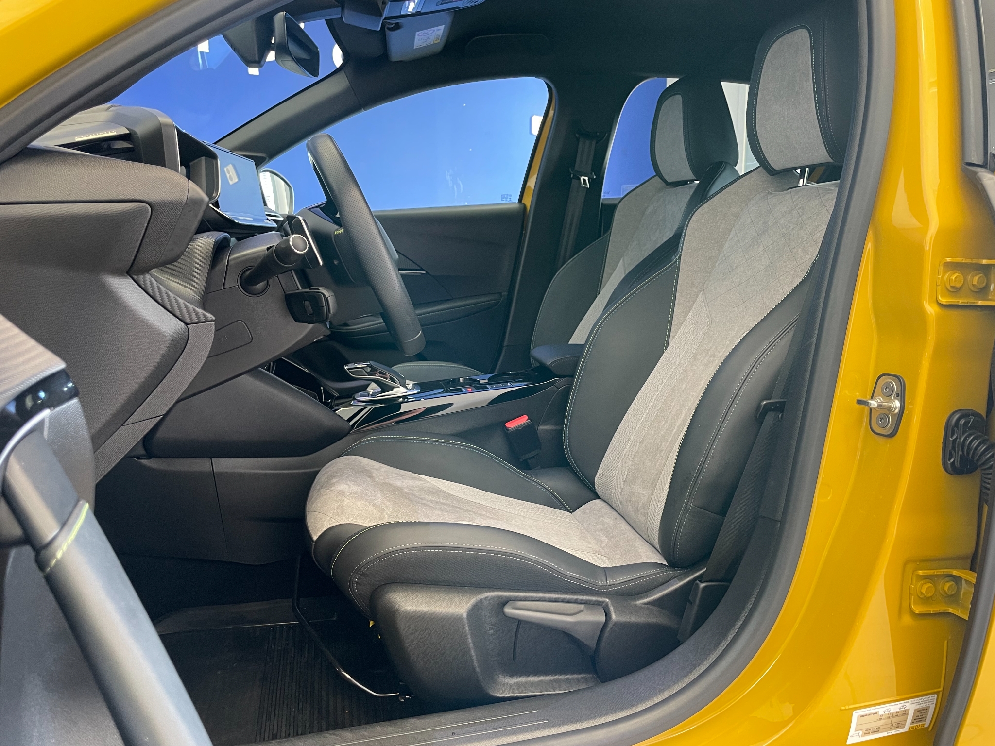 Peugeot 208 2021, bild 7/50