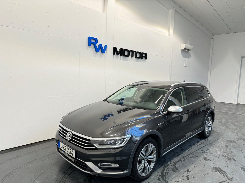 Volkswagen Passat Alltrack 2.0 TDI 4M 240hk Cockpit D-värm