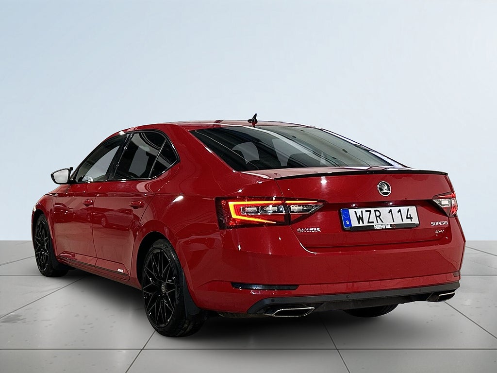 Skoda Superb 2.0 TSI 4x4 Business Sportline Drag Pano GPS Canton SoV